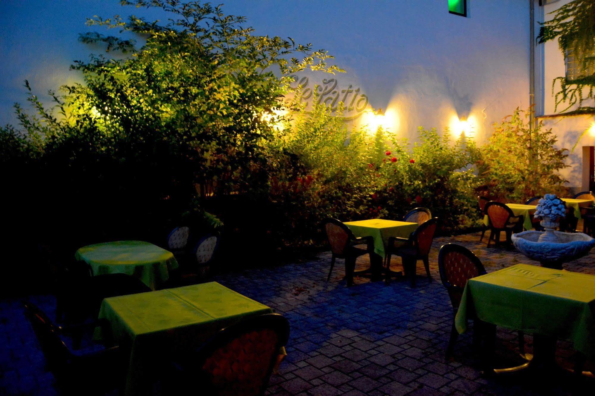 Logis Hotel Du Centre - Halte Ideale En Cyclotourisme Avec Garage A Velos Clos Molsheim Ngoại thất bức ảnh